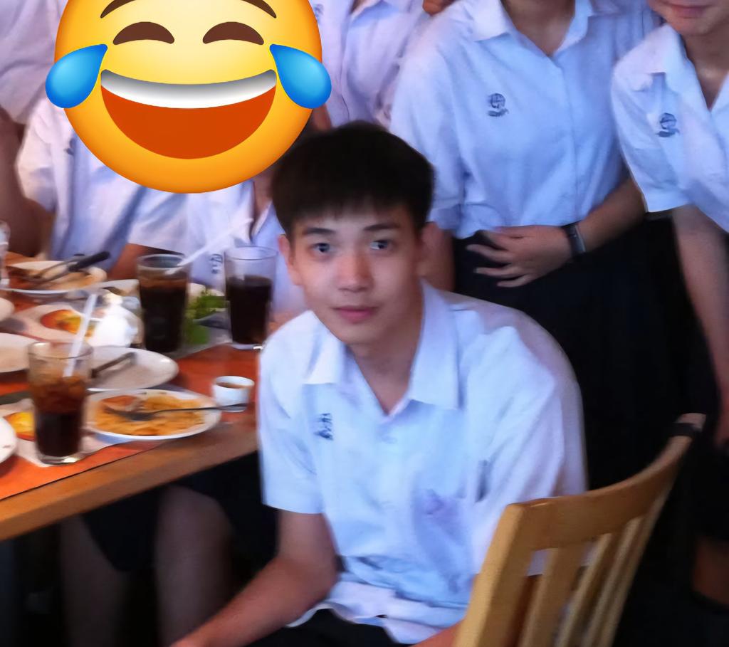 wassana13nov's tweet photo. สมัยฟันเหล็กเด้กแนวอะ https://t.co/wC5HHWjdZX