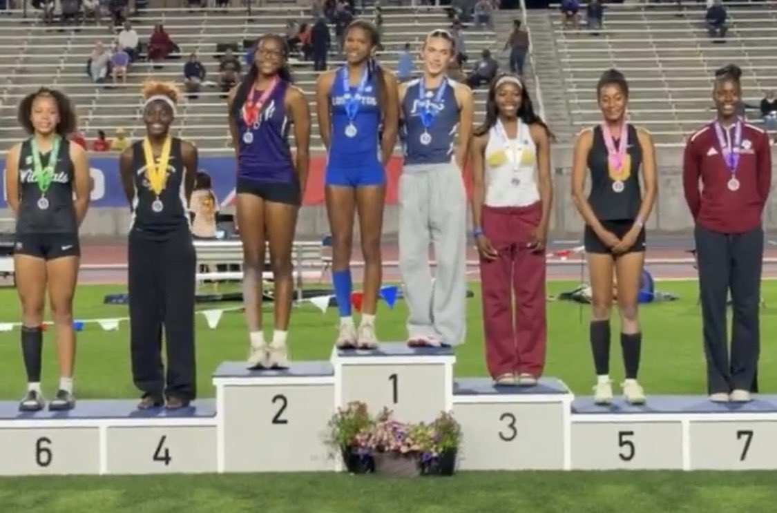 babybeginner's tweet photo. LOOK AT THIS.  

This is a humiliation ritual.  All those black girls are forced to be support animals.  Girls sport has been made a mockery of.  Their hard work means nothing.  The white boy stands center stage towering above them.  This is what Democrats call progressive. https://t.co/RHEabfERRi