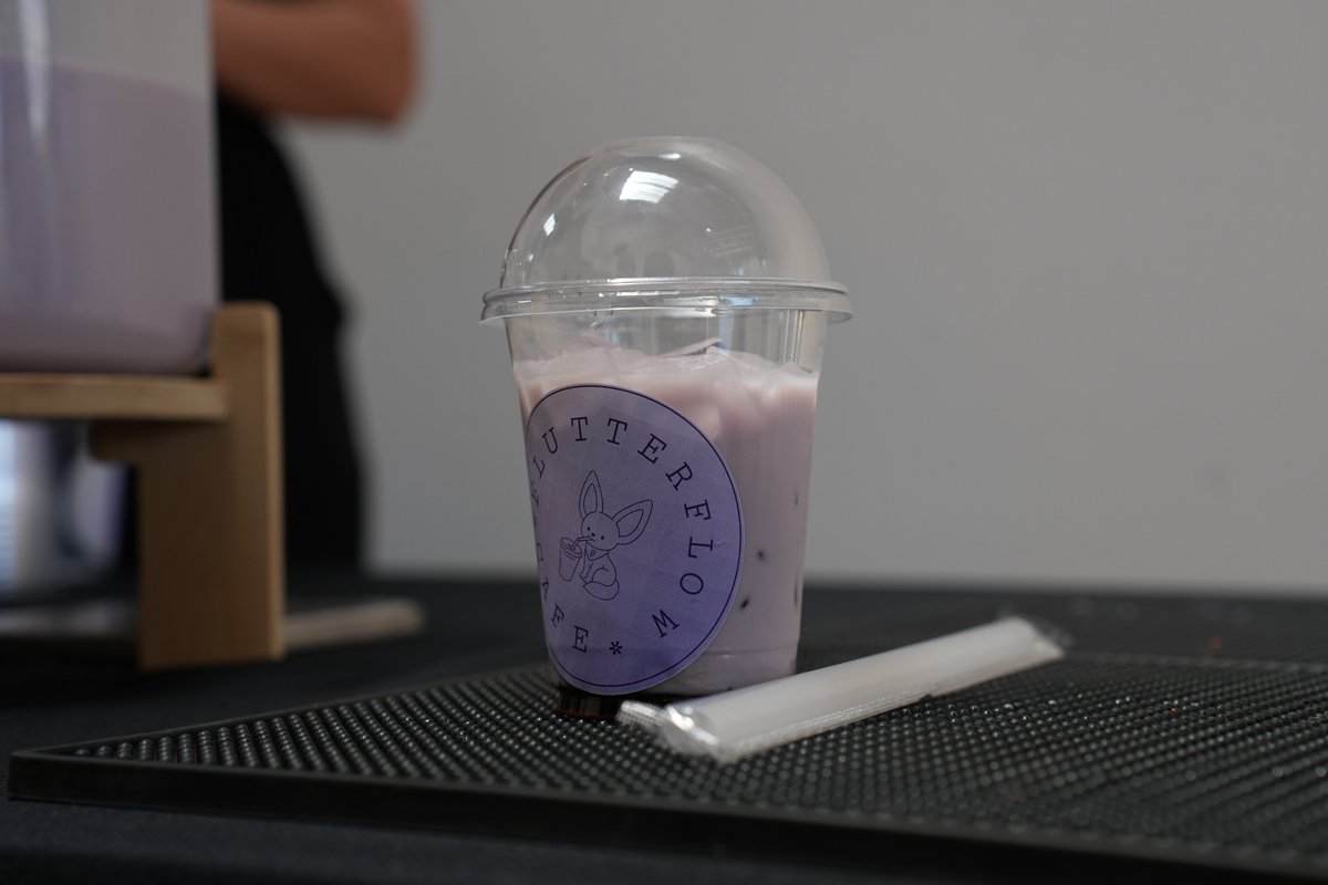 flutterflow's tweet photo. but first, boba.
our unlimited boba in FlutterFlow colors for #FFDC2026. https://t.co/eOijiOf56q