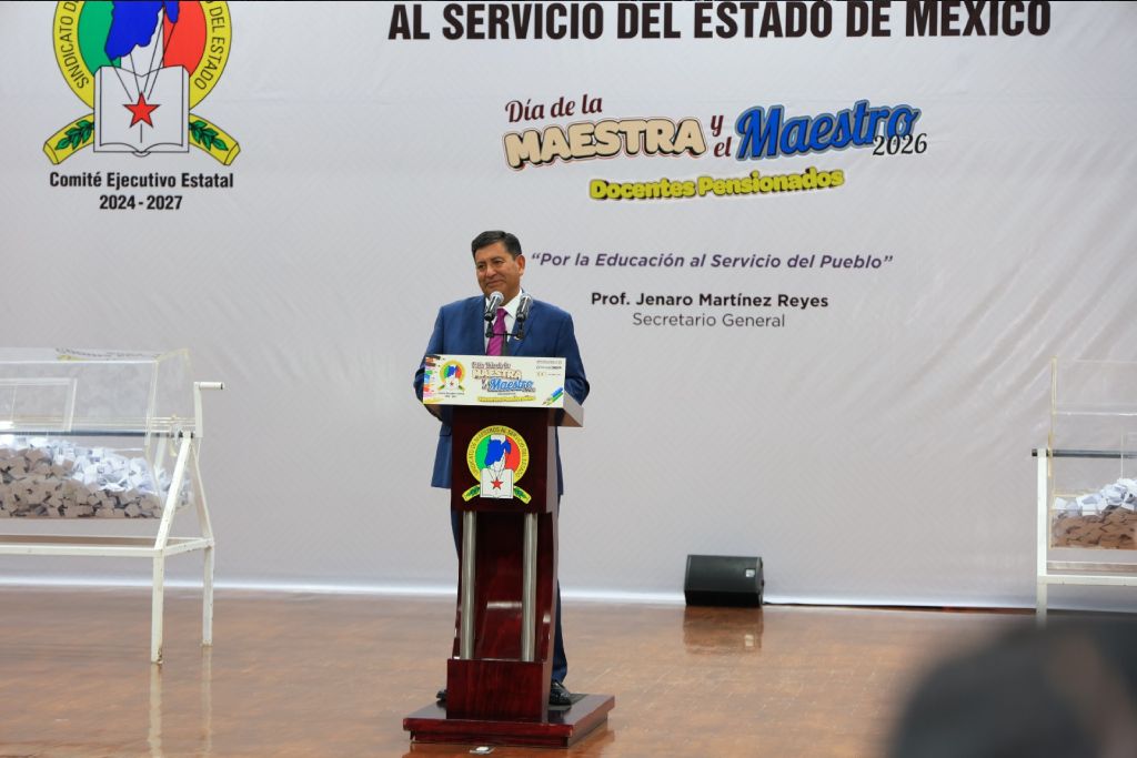 ComunicacionXXI's tweet photo. @SMSEMmx  reúne a docentes jubilados en festejos por el Día de la Maestra y el Maestro
Jenaro Martínez impulsó celebraciones en las 14 regiones sindicales y rifó dos automóviles entre maestras y maestros jubilados
https://t.co/B4K8AvnUVN https://t.co/7wAskcZsz5