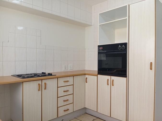 mlswest's tweet photo. 4 Bedroom Townhouse for Sale in Kenmare, Krugersdorp | R 1 420 000 🏡✨

https://t.co/L7qKEPSODK

#mlswest #property https://t.co/277sYF4YlQ