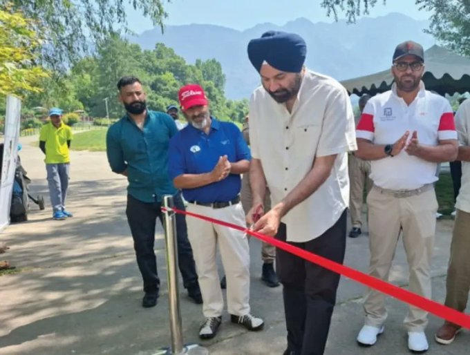 Mantash56627002's tweet photo. Kashmir Golf League 2026 tees off at Srinagar, showcasing the Valley’s growing sports culture and tourism potential. Events like these strengthen Kashmir’s image as a premier destination for sports, adventure, and natural beauty. #rcbfinal #RCBvsGT #IPLFinal
@GreaterKashmir https://t.co/sXv3YXQrIz