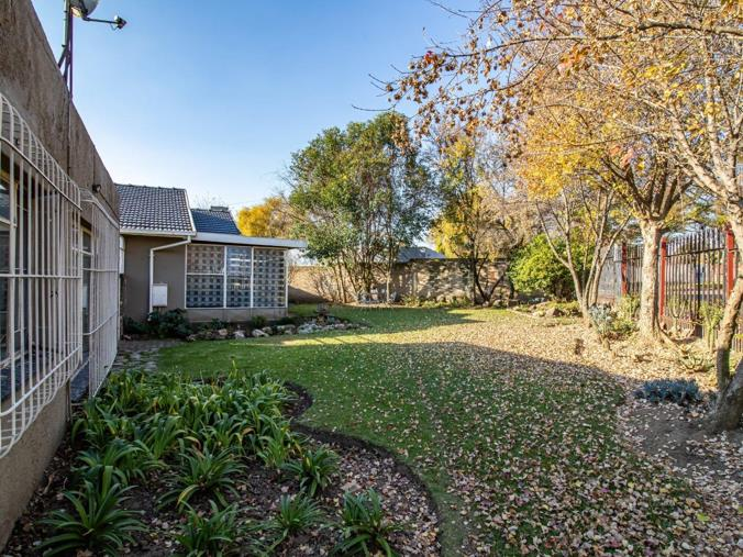 mlswest's tweet photo. 3 Bedroom House for Sale in Mindalore, Krugersdorp | R 1 280 000 🏡✨

https://t.co/thzRhnRUH7

#mlswest #property https://t.co/pvTm7a5e7h