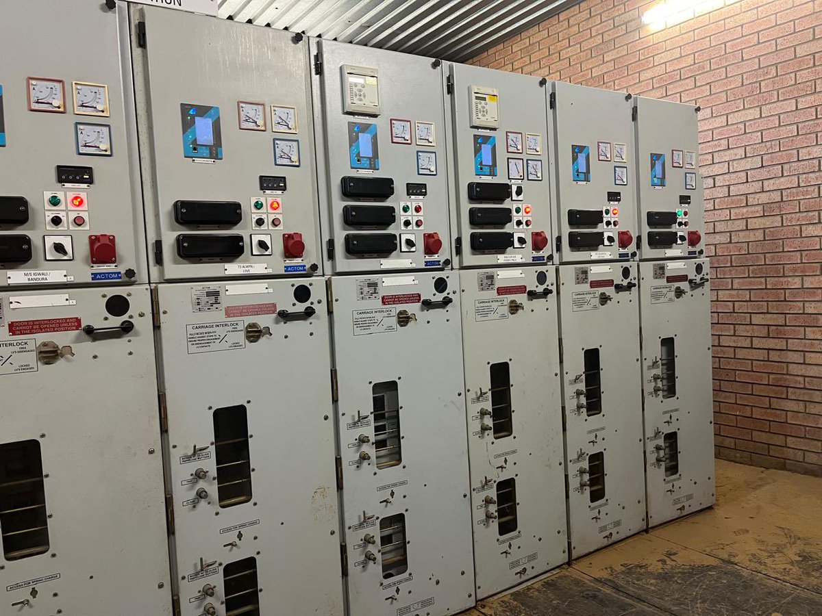 MMCBoshielo's tweet photo. I had an oversight visit joined by Energy and Electricity Business Unit officials at Klerksoord Substation in ward 98 and the Nelmapius Substation in Mamelodi , ward 86. 

The purpose of these visits was to assess operational challenges , engage directly with officials on the ground , and work towards practical solutions.

These oversights engagements form part of our ongoing commitment to strengthening electricity infrastructure, improving network reliability , and ensuring sustainable service delivery to our communities.

By working together as a team, we are able to identify challenges early, implement corrective measures , and accelerate interventions that contribute to electricity stabilisation across the City.
#ServiceDelivery
#ElectricityStabilisation
#TshwaneWorks @CityTshwane @nasiphim