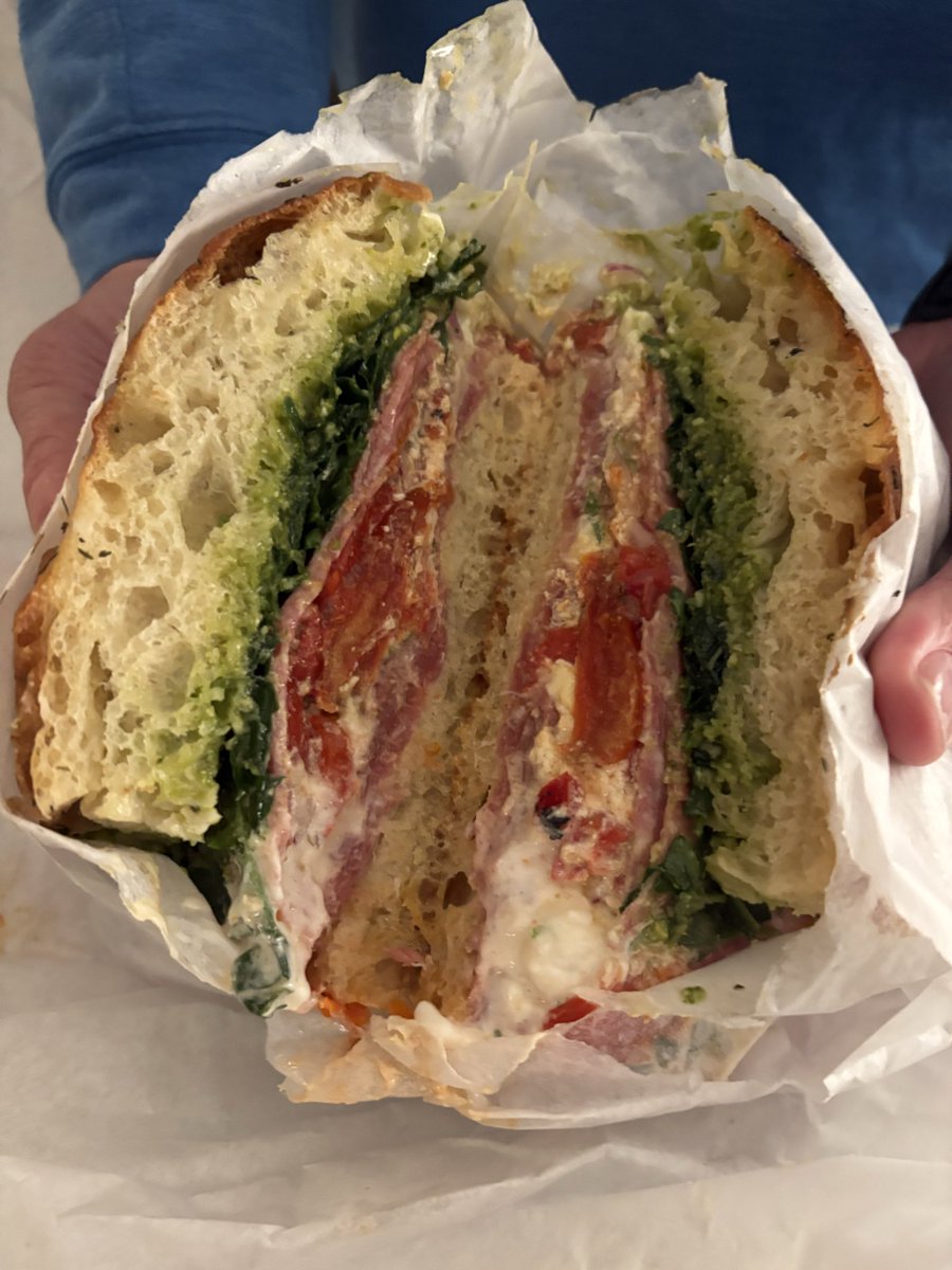 umass57's tweet photo. Doesn’t get any better than this!
@Jen_Royle your team out did themselves again! It’s a must stop to picking someone up at Logan! Although it’s also not that far from NH https://t.co/k4WD3wevP6
