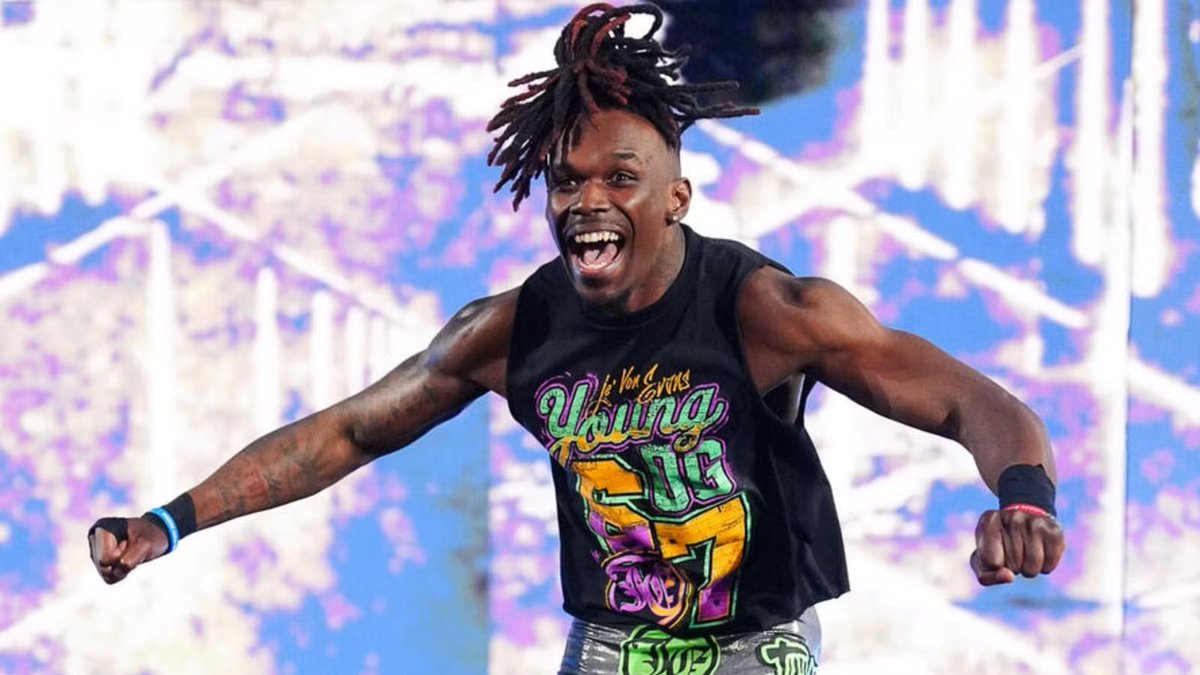 Fightful's tweet photo. Je'Von Evans names his mentors in WWE.

“Well, a lot of people. I ask everybody, ‘hey, if you see something, let me know.’ Especially if they have a lot of experience here on main roster. But right now, of course, Roman Reigns, Seth Rollins, Becky Lynch, CM Punk, and John Cena. Those, like, my OGs. Of course, like, Randy Orton and Cody Rhodes. They all look out for me, you know. But, yeah, those are, like, the people that help me out the most. You see what I mean? They look out for me, and Papa Shawn.”

(@_denisesalcedo)