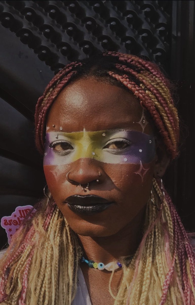 OnochieObodo's tweet photo. happy birthday to all my non binary siblings! 💛🤍💜 #pridemonth https://t.co/Cljf0CDHoe