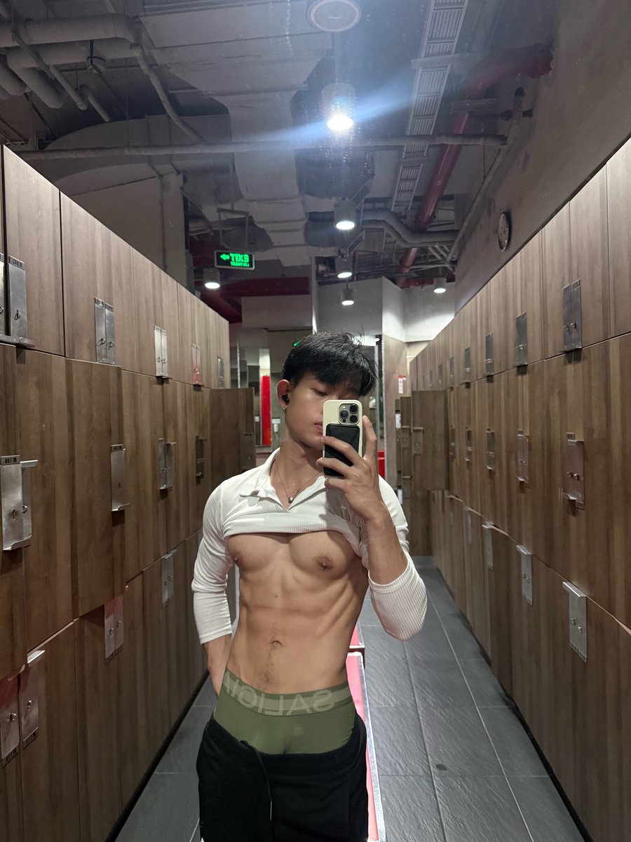 phat_minh_'s tweet photo. Chanh gì bằng được chanh của im
Link áo 

https://t.co/P4YHlFeovf https://t.co/QSeD6ZPII4