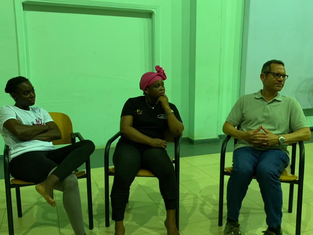 ccemalabo's tweet photo. Inicia la 6ª edición del taller de Creación Interdisciplinaria del Movimiento Artístico (C.I.M.A), iniciativa artística  y pedgógica del colectivo Edukart, arte al servicio de la transformación social, impartido por Gorsy Edú y Juan José Rodríguez, en el CCEM.
@EmbEspMalabo https://t.co/8cSo30TBbq