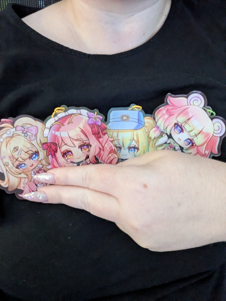 podgekinn's tweet photo. Keeping the VAllure girls close to my heart today. 

You are all incredible creators and I wish you the best in your transition to Indies. 💜 https://t.co/GgVN9IpdQJ