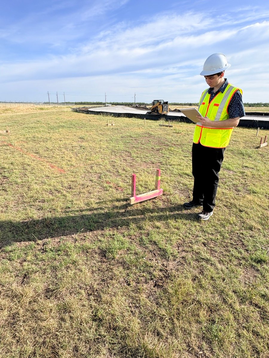 eHTEngineering's tweet photo. Please join us in welcoming Alexandru Petrescu to eHT as our Summer 2026 Intern! Alexandru is pursuing a degree in Civil Engineering. He is on track to graduate in 2027 and will be working alongside our team this summer, gaining hands-on experience in the engineering profession. https://t.co/f8BO8O4TBo