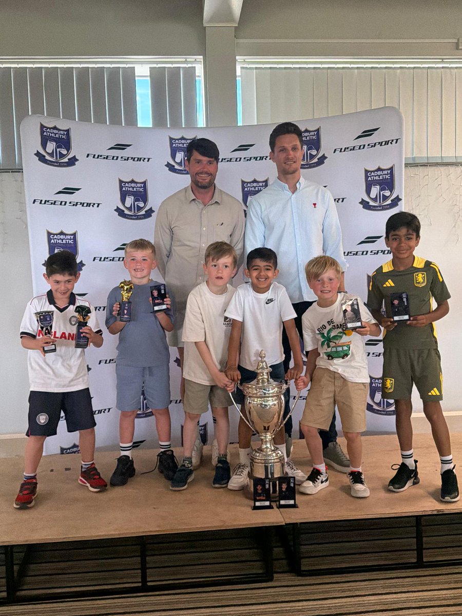 CadburyAthFC's tweet photo. What a season. What a club 💜

On Saturday we celebrated the achievements of all our players from your youngest right through to our first team.

A massive thank you to @MoseleyRugbyFC for helping us put on an amazing day of celebration 🙌

Up the Chocolate Men 🍫🟣⚪ https://t.co/FZwtSvICD8