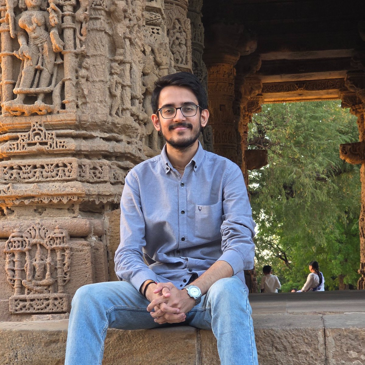 Dheeraj Purohit tweet media
