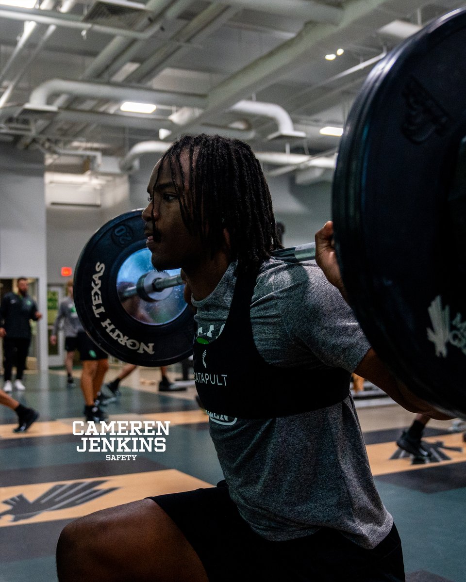 MeanGreenFB's tweet photo. Back to work 💼

#GMG🦅 https://t.co/xtftrz6ni8