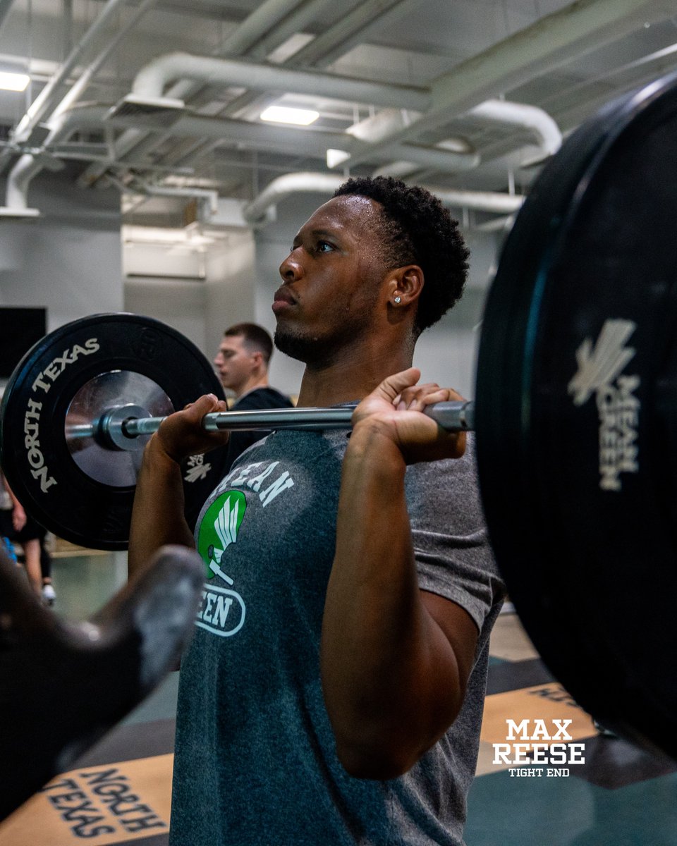 MeanGreenFB's tweet photo. Back to work 💼

#GMG🦅 https://t.co/xtftrz6ni8