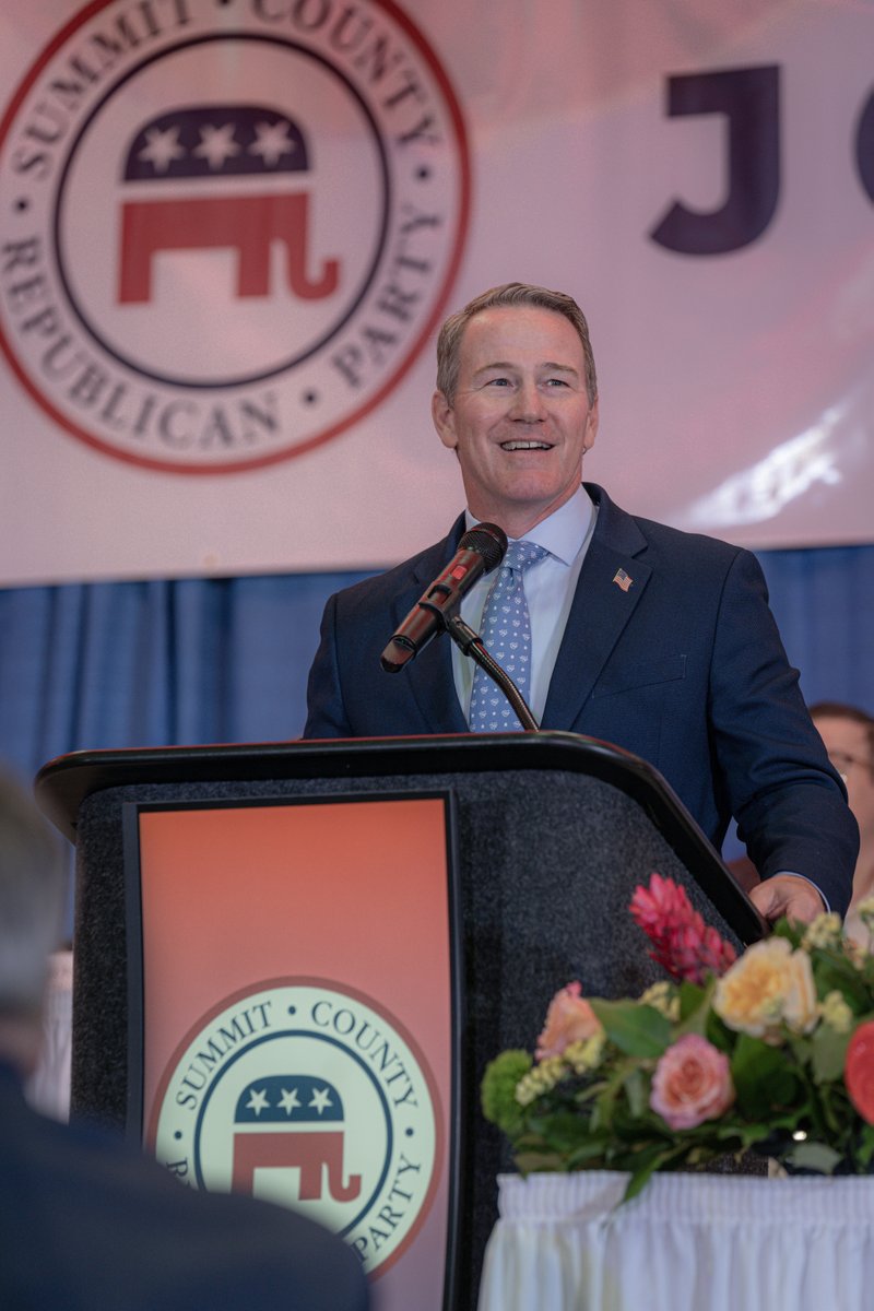 TeamHusted's tweet photo. .@JonHusted enjoyed spending the afternoon with @SummitCoGOP for their Lincoln Day luncheon. It was an honor to speak with so many conservatives who are working to keep Ohio moving forward.

Always good to catch up with Portage County Sheriff Bruce Zuchowski, who endorsed Jon Husted for U.S. Senate. Thanks to everyone who came out!