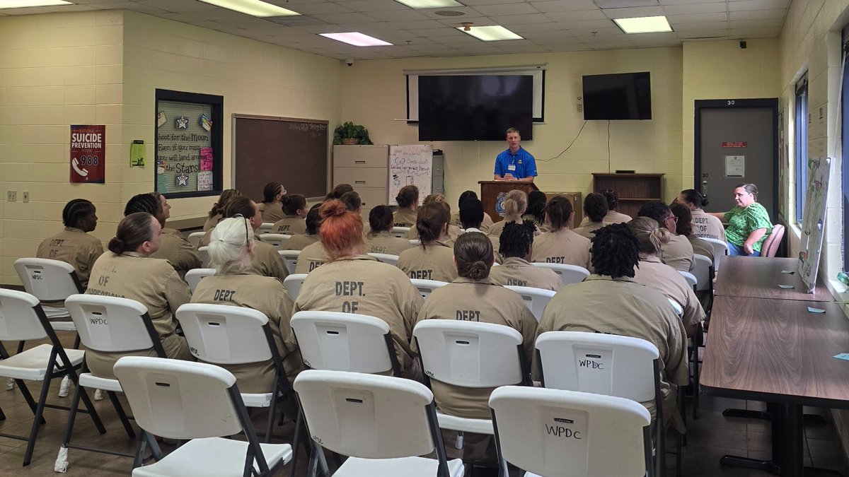 GA_Corrections's tweet photo. The Rock of Ages Ministries recently conducted its annual visit to the Women's PDC to facilitate a revival event. @Ga_Corrections would to extend our gratitude to the volunteers for their unwavering commitment, enthusiasm, and tireless efforts in making this event a meaningful experience for all involved. #BetterTogether @ACAinfo @CLALeadership