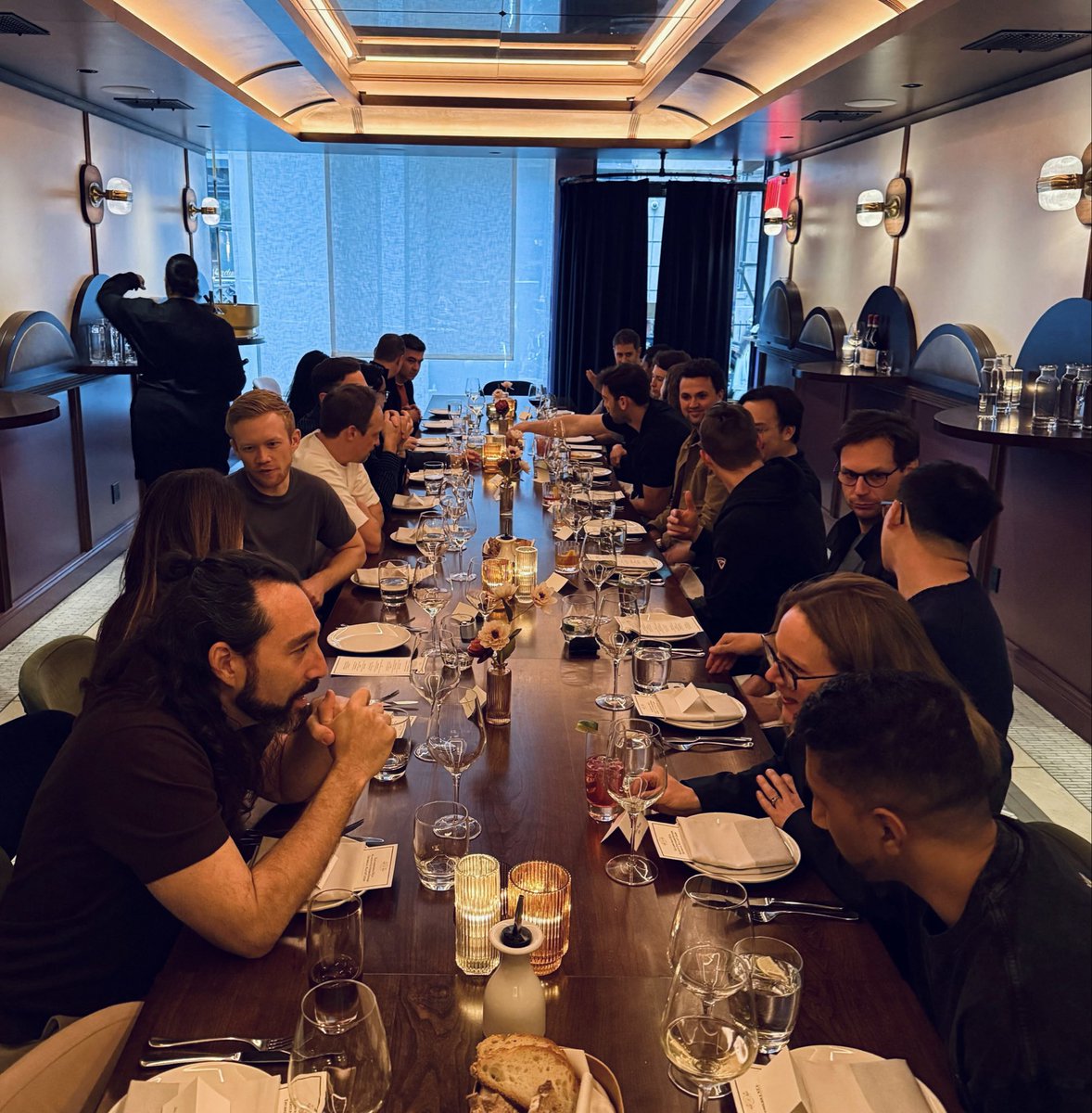 NEA's tweet photo. 🤩 We had a great time teaming up with @databricks recently to host a startup dinner in NYC. Thanks to all of the awesome AI Founders who joined us--we had a blast spending time with you and can't wait to see what you do next!

Looking forward to more collaboration with Databricks & DBV this week in London and later this month in SF.