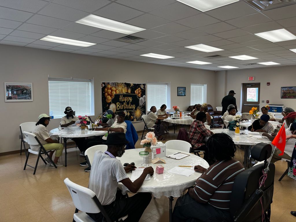 SpectraCare's tweet photo. Prevention Presenter Sheree giving a Narcan training to the lovely folks at Gordon Senior Center  🚫💊 https://t.co/Z2jwhqjtxl