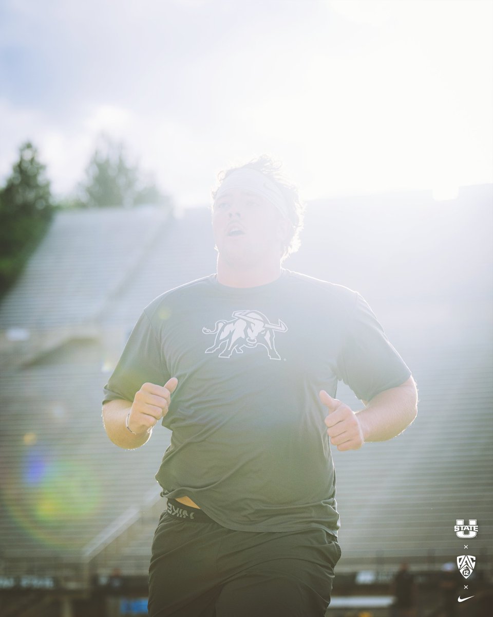 USUFootball's tweet photo. Back to our 𝗥𝗘𝗚𝗨𝗟𝗔𝗥𝗟𝗬 𝗦𝗖𝗛𝗘𝗗𝗨𝗟𝗘𝗗 𝗣𝗥𝗢𝗚𝗥𝗔𝗠𝗠𝗜𝗡𝗚 📺

Let the summer work begin! 😤

🎟️: https://t.co/ogxb0J9CUS https://t.co/kxfnIDqtoM