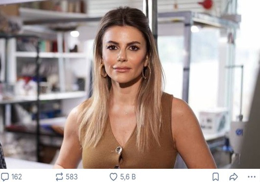 ekonomiknokta's tweet photo. Anasayfa » Tekstil Moda Mobilya

“Tüketici Artık Ürün Değil, Aidiyet Satın Alıyor”

 17:35:52 | 2026-06-01

https://t.co/H116EZZOps

https://t.co/MwRnWidGmr
#ekonomiknokta #otreraçanta #benekkaraca https://t.co/1qeTaq8sKI