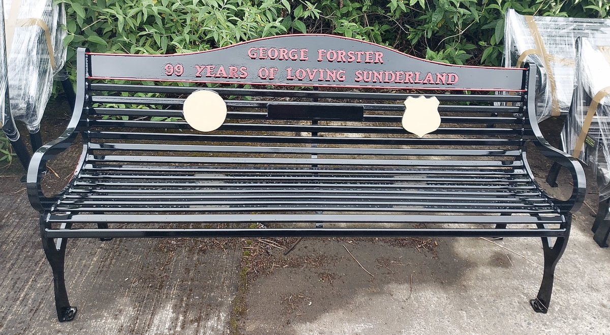 JoanneYougson's tweet photo. George Forsters Bench Update ♥️
Received these pictures from David Ogilvie Engineering Ltd today!! 
Only a few finishing touches needed then it will be heading to the Stadium of Light ♥️ Thank you again to everyone who contributed.. it’s really special x https://t.co/Z7P6Ymojez