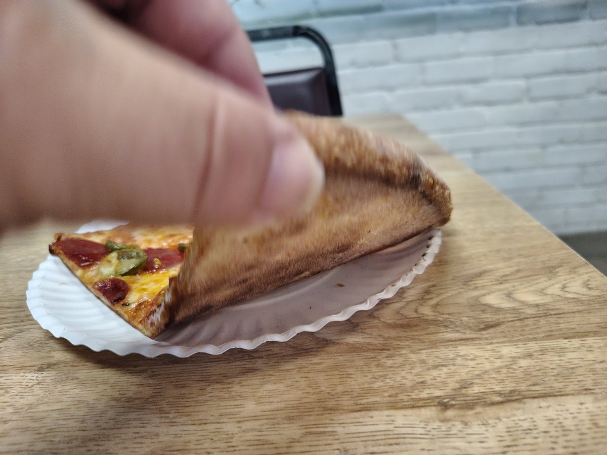 JimmyJsHair's tweet photo. Best Pizza In Texas Hands Down! 🍕 https://t.co/TnM5x5y8xC