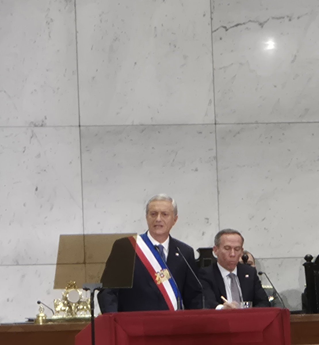 peleg_lewi's tweet photo. Señor presidente @PresidenteKast .
Israel está a la orden para cooperar con todos los proyectos e ideas que presentó hoy en la #CuentaPública2026 
Especialmente en las áreas de innovación,  recursos hídricos, ciencias y energía .
🇮🇱🙏🇨🇱 https://t.co/Uen5xCLKDs