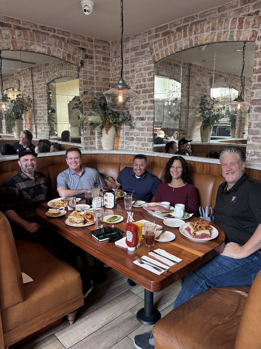 USOutdoorLtg's tweet photo. A huge Congratulations to Kore Lighting — the winner of our lighting agent luncheon contest — for adding each and every one of our product lines onto their online line card! U.S. Outdoor Lighting truly appreciates Kore Lighting and all of our reps for your continued partnership! https://t.co/tFWKCUAxQM