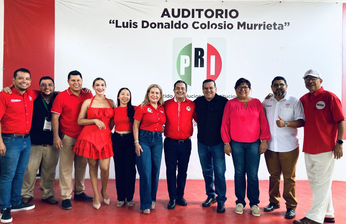 PRI_Colima's tweet photo. Esta mañana participamos en la rueda de prensa del Comité Municipal de Tecomán.
Seguimos construyendo espacios de diálogo e informando con responsabilidad.

#Tecomán #PolíticaDeLaBuena #TrabajoPorLaGente #Revolucionarios 
@PRI_Nacional @alitomorenoc @kikerojas007 @CM_PRITecoman https://t.co/B7GmGx8tsH