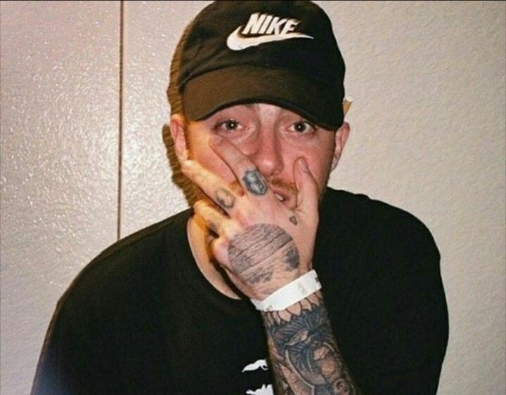 RapGoblin's tweet photo. mac miller monday https://t.co/vH4bX2lbti
