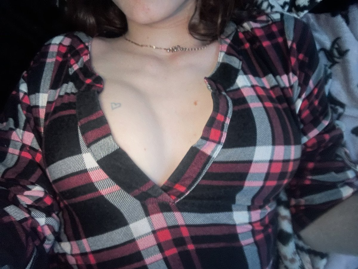 grace2sexyyy's tweet photo. https://t.co/2d2GWIhePe