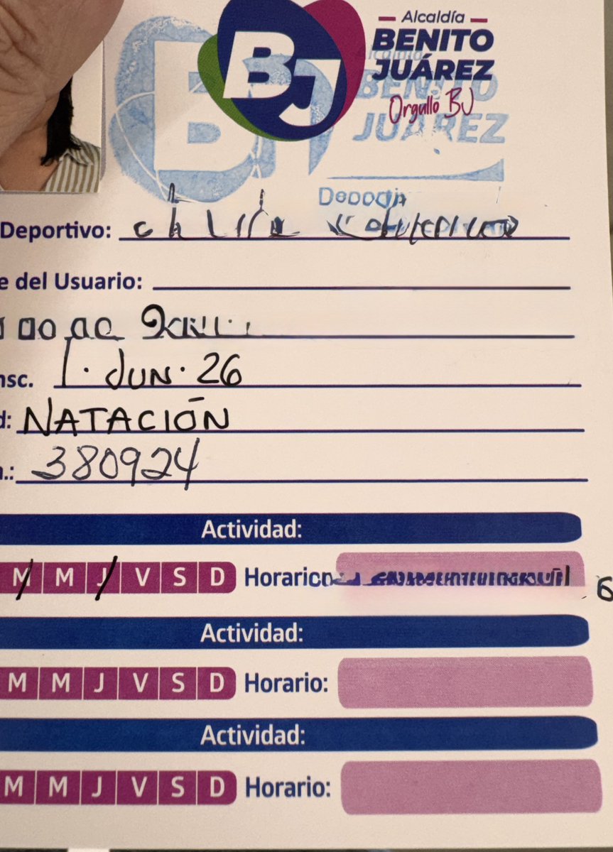 Uvacida's tweet photo. Tuve que buscar en otra alcaldía para poder seguir nadando porque ALGUIEN en la @AlcCuauhtemocMx no tienen para cuando abrir el Deportivo Bicentenario, gracias @AlessandraRdlv https://t.co/pNz8pA7vjN