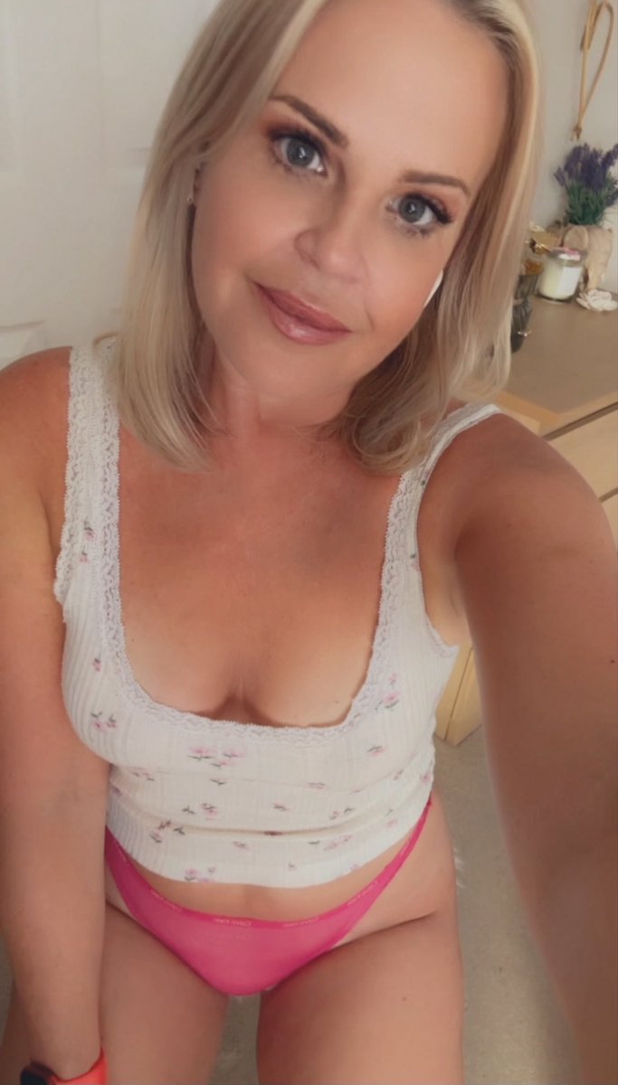 Caroline tweet media
