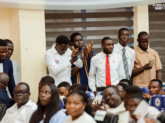 ucc_tescon's tweet photo. Happy new month from TESCON-UCC🫡🔴🔵⚪️🔴🔵⚪️ https://t.co/Iw2OdT38gv
