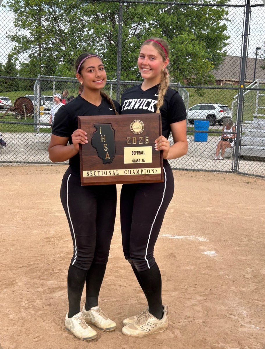 jordan_rossi11's tweet photo. We are headed to SuperSectionals! So proud of this team, and can’t wait to see how far we can go. Friar Up! 

@ChristieNovatin @Penn_Softball @BUMoore @BaylorSoftball @Coach2k_OSU @OhioStateSB @CoachSween @PUSoftball @CoachMary_Brown @BrownU_Softball 
@DartmouthSball @CoachLauraRicc @YaleSoftball @bridgetorchard @VUSoftball @JessicaAllister @StanfordSball @2Ganeff @NDsoftball @Coach_A_Mo @GaTechSoftball @coachmegsmith @UNCSoftball @CoachKrysiak @BC_Softball @UCSD_CoachP @UCSDsoftball
@VTechSBcoach @HokiesSoftball @BadgerHealy @BadgerSoftball @btholl @umichsoftball @18uMalito @MojoJason1 @coach_ruechel
@Coach_Bolden @FriarSoftball @FenwickAD