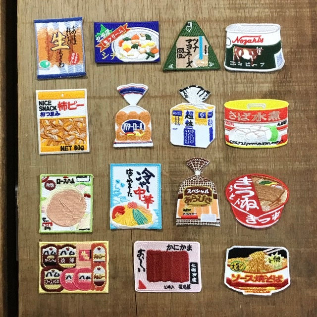 decoboco888's tweet photo. オンラインで売切になっていた刺繍ワッペンたちを補充しましたもじ。
今日は11時から17時まで。
明日水曜日は定休日で
6/4（木）は14時オープンですもじ。 https://t.co/4L1mrMQmfJ
