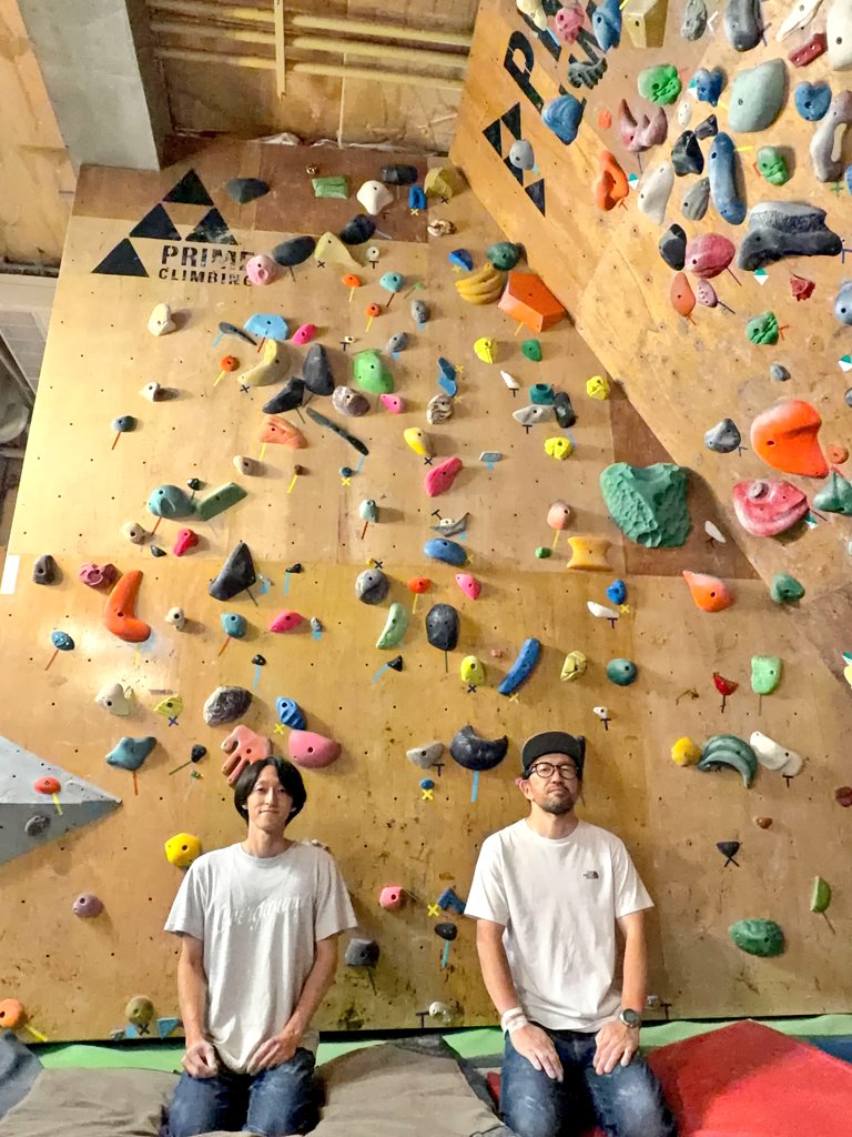 primeclimbing's tweet photo. 90度セット、完了しました！
ゲストセッターはオーバーグラウンドの片岡さん
たくさんのアツいトライ、お待ちしてます！

#PrimeClimbing #クライミング #ボルダリング https://t.co/Blsf3IZH3x