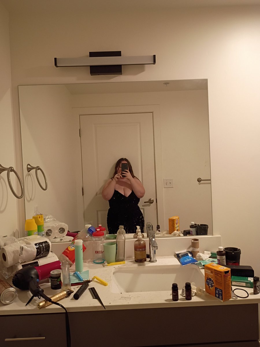 Kitty_Chaoss's tweet photo. Guys I fit in my dress!! I'm happy!!! My main issue is one side of my breasts are bigger than the other side so it causes issues with the spaghetti straps. It's quite annoying. I do want to work out my arms and try to get them a little thinner as it makes me self conscious.. 💜💜 https://t.co/L0nZA4UcWW