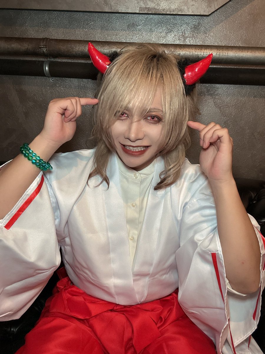 MESS_Yuuka's tweet photo. 昨日はクリクリやたな

どのオレも好きなん？？？？ https://t.co/kdP5lOiaqr