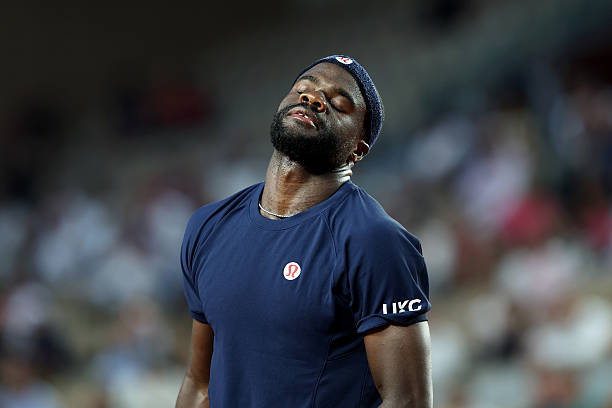 christophclarey's tweet photo. No American men or women left in the singles at #RolandGarros with the quarterfinal lineups complete. Surprising and disappointing but what an effort from Frances Tiafoe, who will be replaying that one in his head for quite some time https://t.co/P3Yjxkg2SK