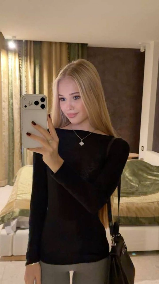 Alice tweet media