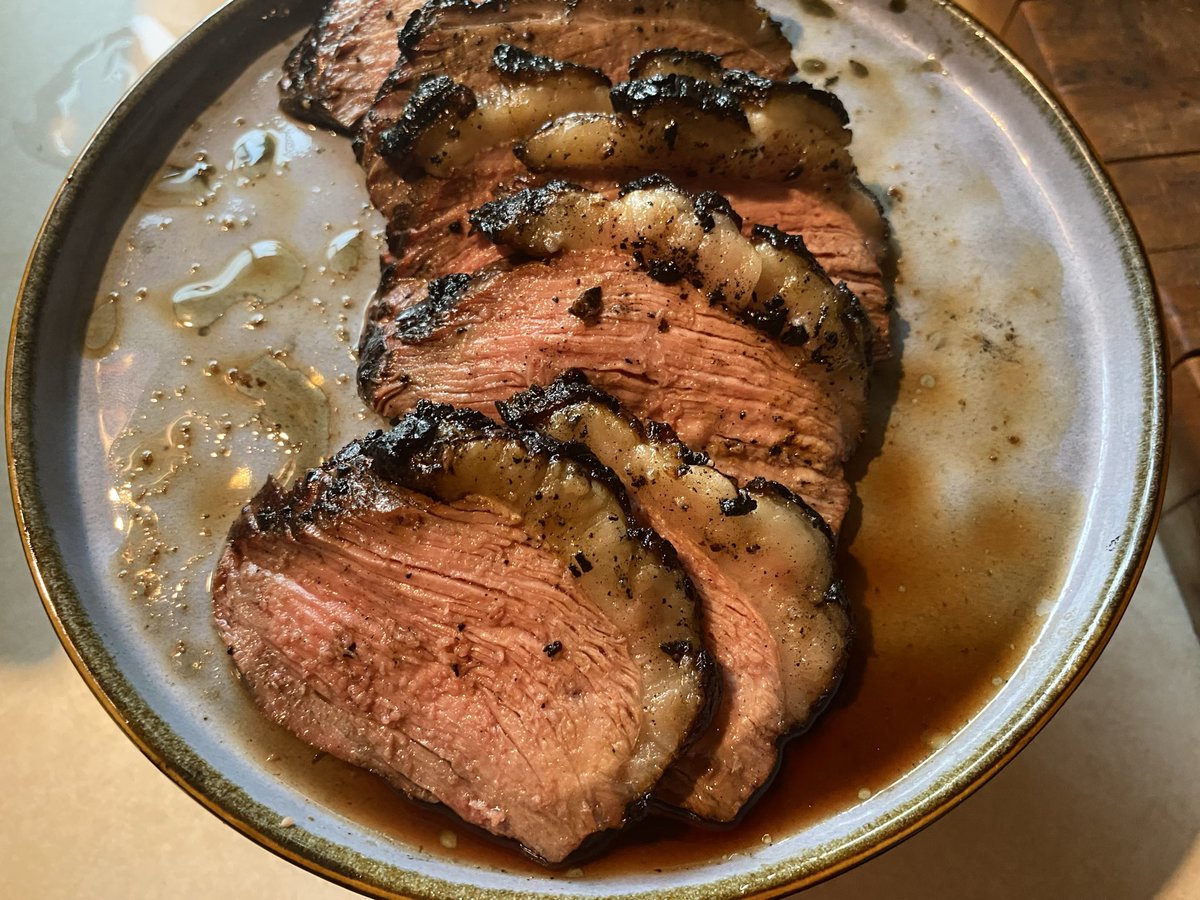 v224info's tweet photo. Smoked picanhas with cherrywood https://t.co/bbmxdm3b4h