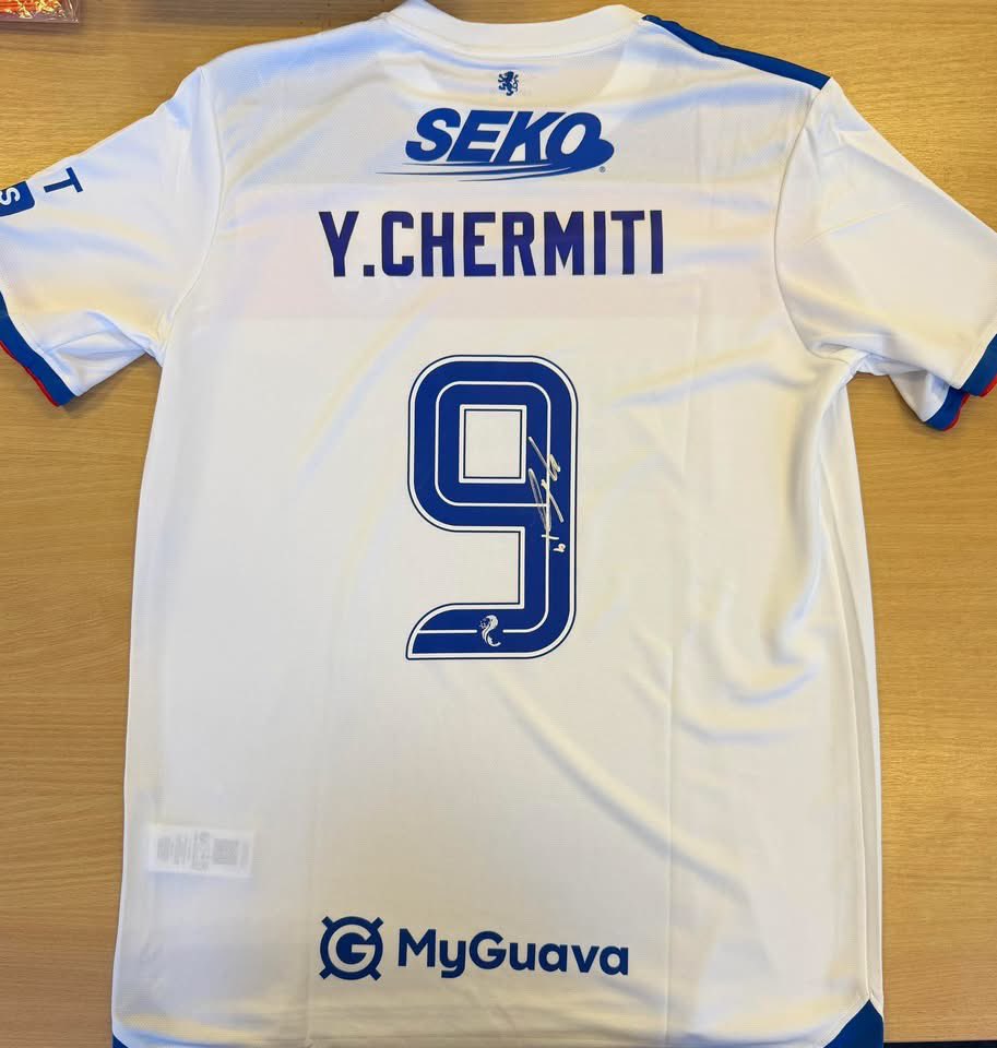 MemorabiliaBlue's tweet photo. 🎵 Big Chermiti scores again 🎵 
Personally signed 25/26 away tops ✍️ 
£100 💰 
DM to order 🤝 https://t.co/A7IBzeqgmd