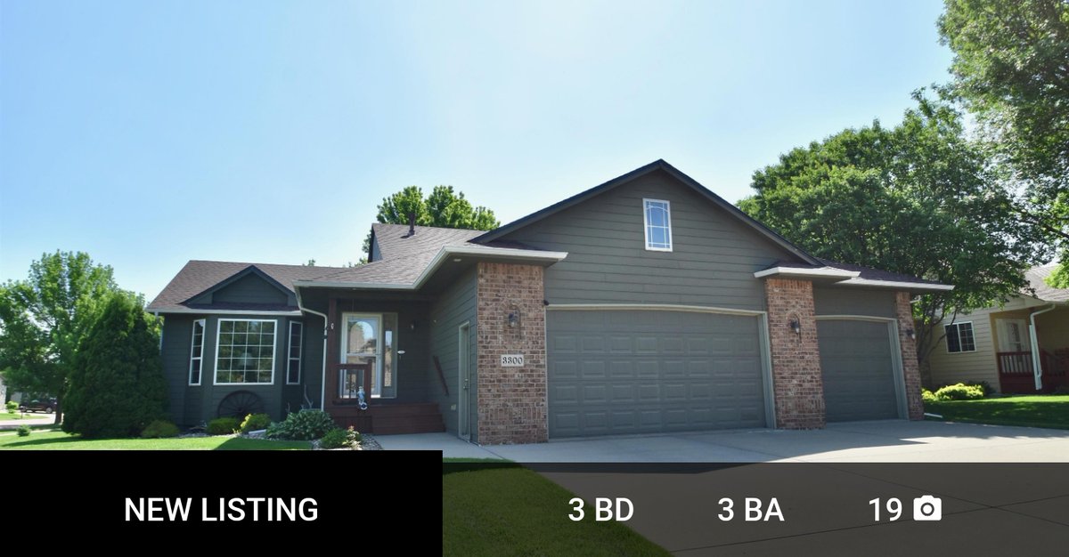Jill_Redmond_'s tweet photo. 📍 New Listing 📍 Take a look at this fantastic new property that just hit the market located at 3300 S Fernwood Ave in Sioux Falls. Reach out here or at (605) 351-2370 for more information!

Listed by Brian Hines https://t.co/yWSzKlDtuk https://t.co/48yJk4AXfY