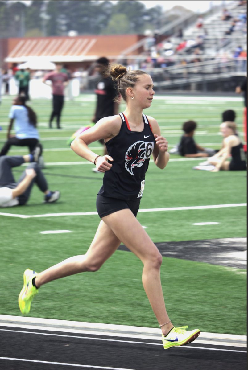 AddisonEastley's tweet photo. 2026 track season is officially over
Juggling both varsity track and softball was challenging. However, I am so glad I did! Both of these sports bring me so much joy and I am looking forward to cross country season! 
4x8- 9:54
800- 2:29
1600-5:32 https://t.co/FsurGZa86T