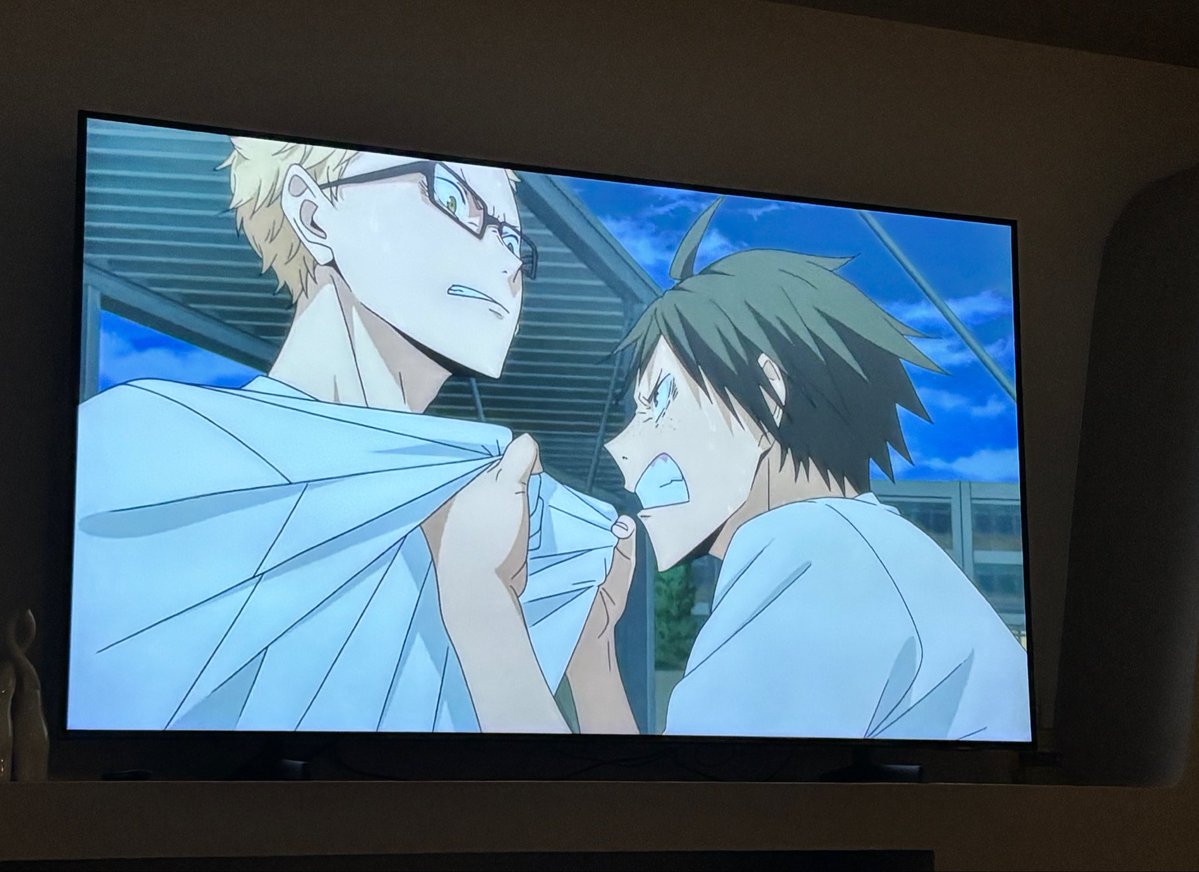 moonyremvs's tweet photo. mio fratello che guarda questo episodio di haikyuu il primo giorno del pride month…… https://t.co/WzniGgxyIC