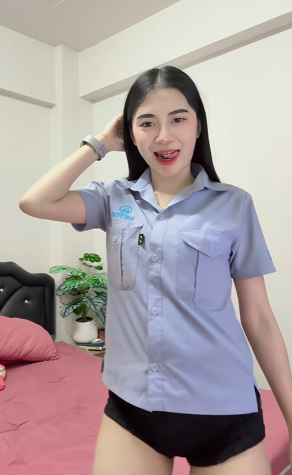 Modern_Monkey_0's tweet photo. งื้ออ วาสนาใครน้ออ😍🥱 #สาวโรงงาน #บางบ่อ https://t.co/tY9jl8XVmH