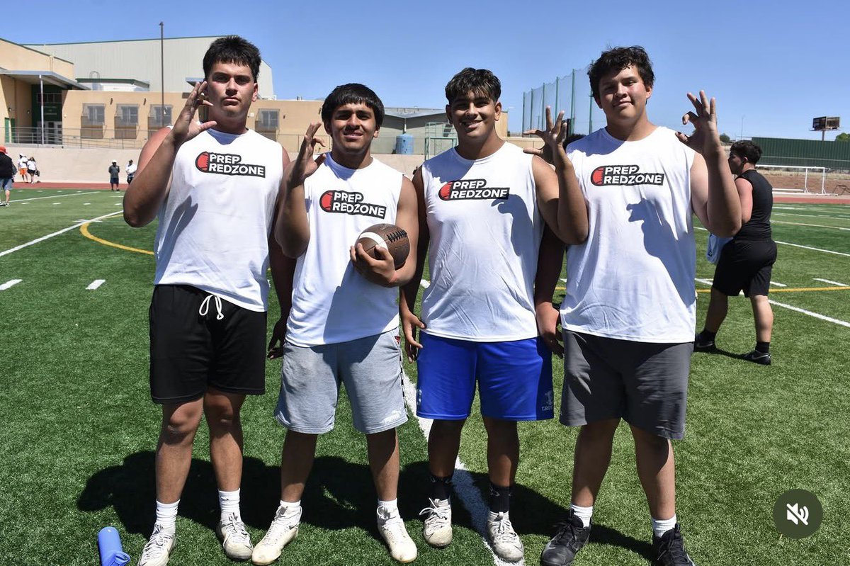 AlessioCisneros's tweet photo. Great day at PRZ exposure camp with my dawgs
@PrepRedzoneNM @mjlopezdawgs @LCHSFOOTBALL https://t.co/UvGR84J3dB