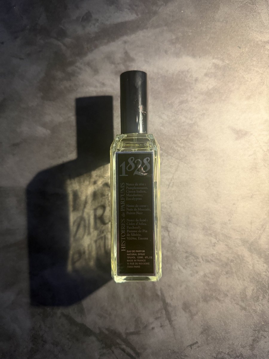 _VVV's tweet photo. عطر خفيف لطيف ومنعش 
وممتاز لمحبين العطور الحمضية العطر صدر قبل 26 سنة ولسى له محبينه🙏🏻

#رابطة_عشاق_العطور https://t.co/2RSxp1ks3n